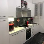 Dimora Sterlizia Zona Fiera S Donato *