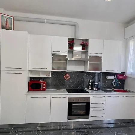 Dimora Sterlizia Zona Fiera S Donato Apartment Bologna