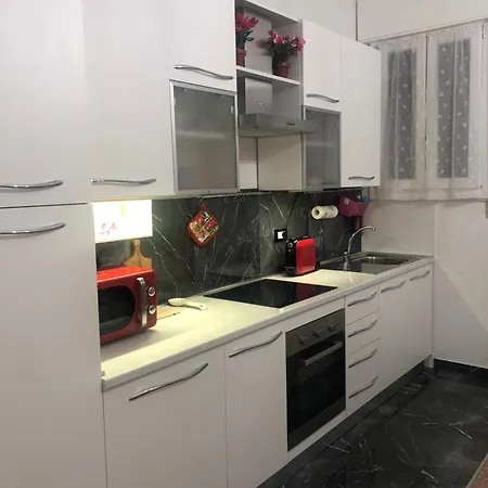 Dimora Sterlizia Zona Fiera S Donato *